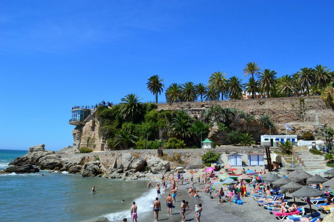Rico Apartaments Animas Nerja Dış mekan fotoğraf